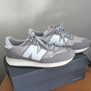 New Balance Men's Light Gray and White Sneakers